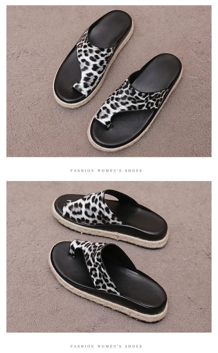 Sandálias de senhora de sola grossa com padrão leopardo