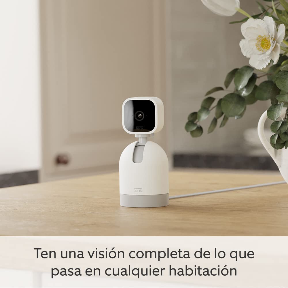 Blink Mini Pan-Tilt Cámara | Cámara de seguridad inteligente orientable, interior, con enchufe, audio bidireccional, vídeo HD y detección de movimiento, compatible con Alexa (blanca)