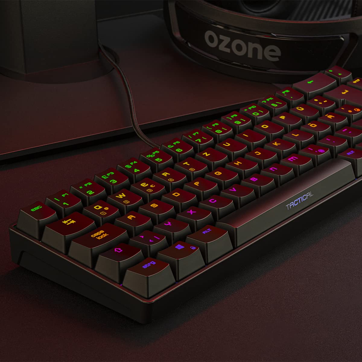 Ozone Gaming OZTACTICALSP Mini teclado tático para jogos, mecânico sem teclado numérico, Bluetooth, interruptores vermelhos Outemu, iluminação LED RGB, silencioso, disposição em inglês, preto