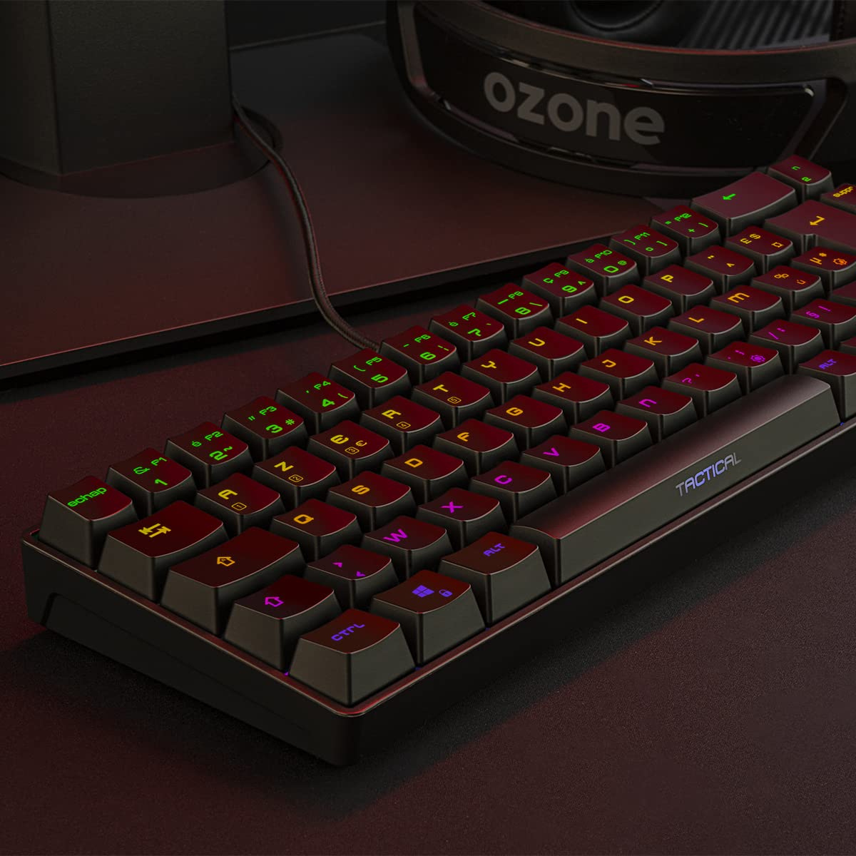Ozone Gaming OZTACTICALSP Mini teclado tático para jogos, mecânico sem teclado numérico, Bluetooth, interruptores vermelhos Outemu, iluminação LED RGB, silencioso, disposição em inglês, preto