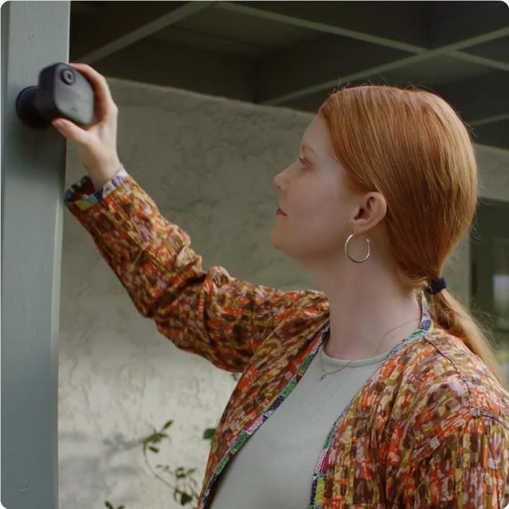 Nueva Blink Outdoor 4: cámara de seguridad inteligente HD sin cables, 2 años de autonomía, detección de movimiento optimizada, compatible con Alexa (sistema de 1 cámara con Sync Module Core incluido)