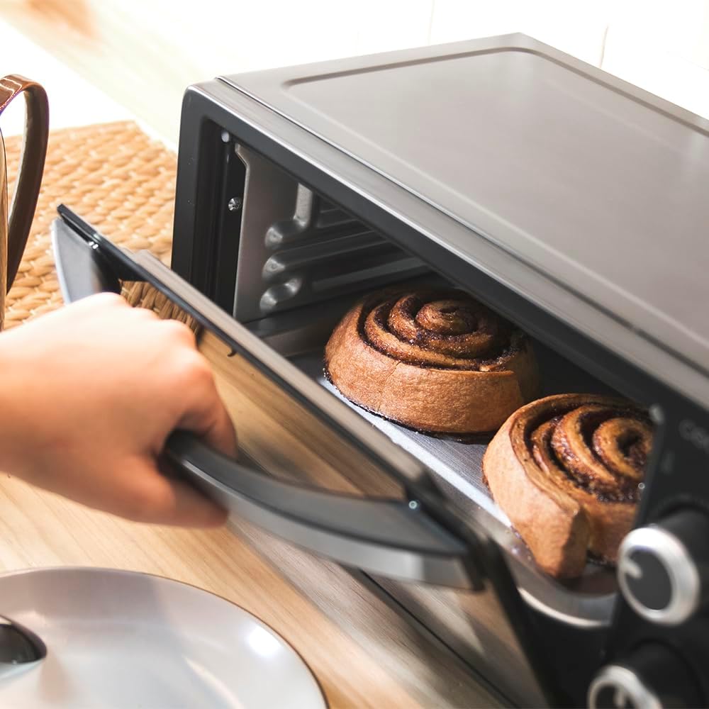 Cecotec Forno de mesa Bake &Toast 1090 Black, 10 L, 1000 W, temporizador 60 min, temperatura ajustável até 230 ºC, assadeira, grelha e uma alça com pinças