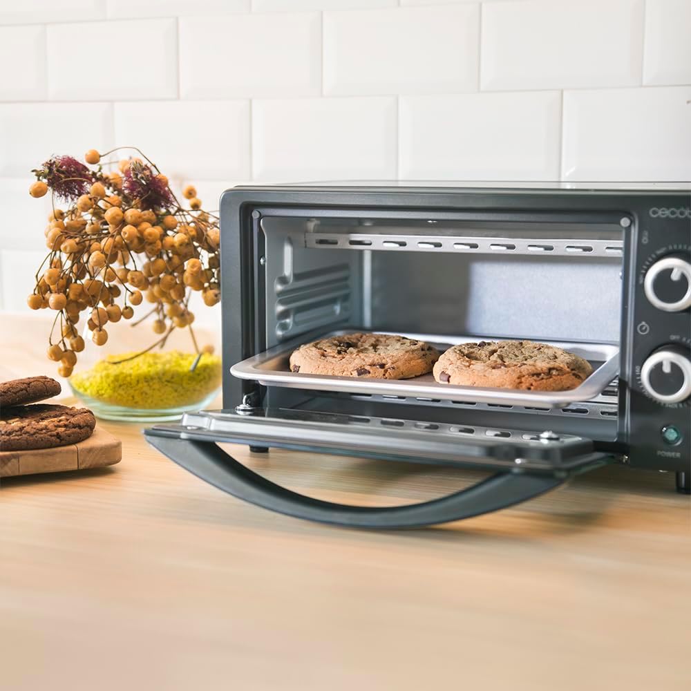 Cecotec Forno de mesa Bake &Toast 1090 Black, 10 L, 1000 W, temporizador 60 min, temperatura ajustável até 230 ºC, assadeira, grelha e uma alça com pinças