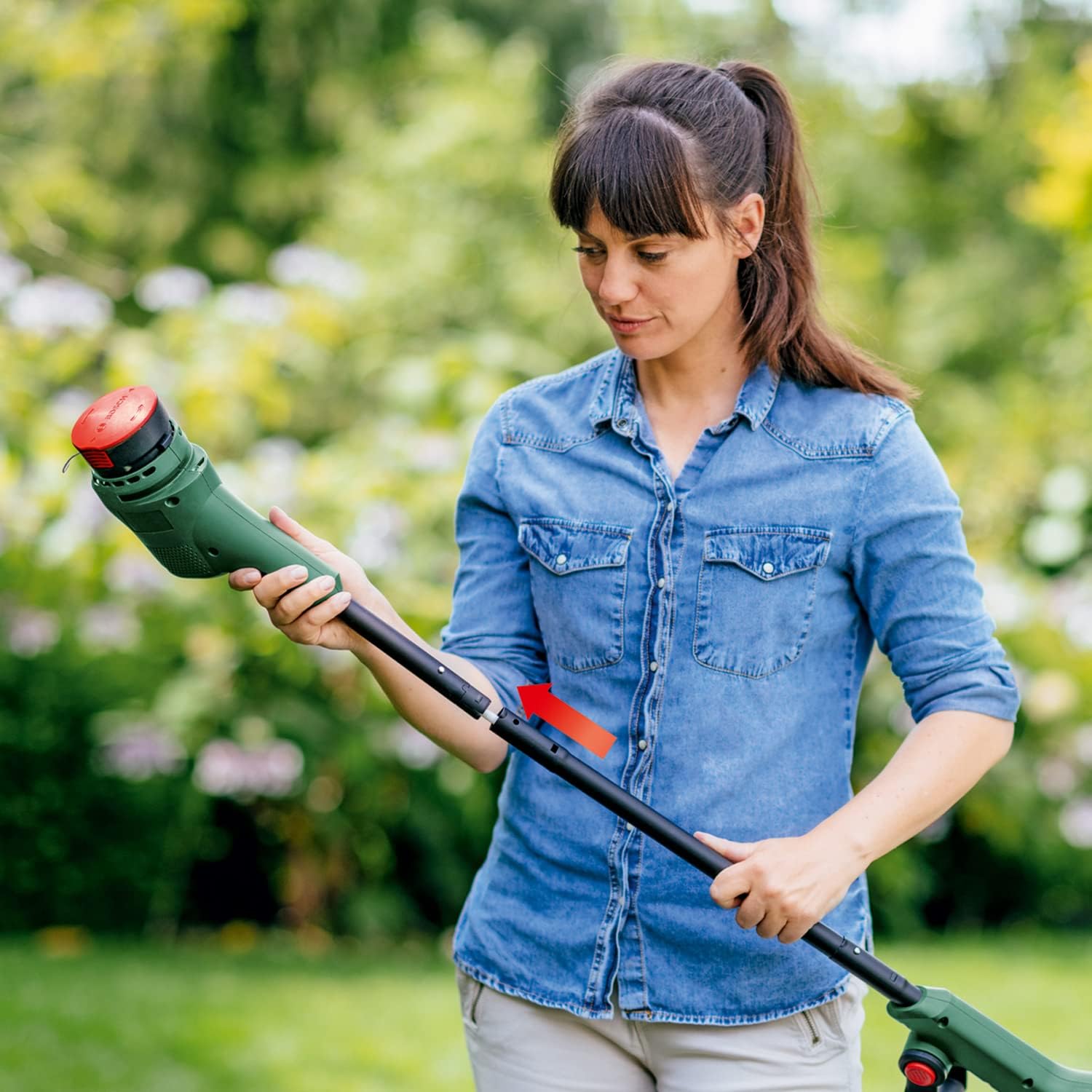 Bosch Home and Garden corta-rolhas elétrico EasyGrassCut 23 (280 W, diâmetro de corte de 23 cm, embalagem em caixa)