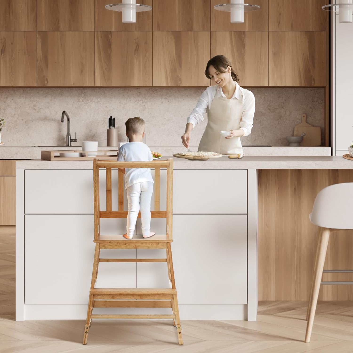 COSYLAND Torre de aprendizagem desde 18 meses - torre de aprendizagem para crianças - proteção anti-virar e barra de segurança - para casa de banho, quarto infantil e cozinha - cor bambu