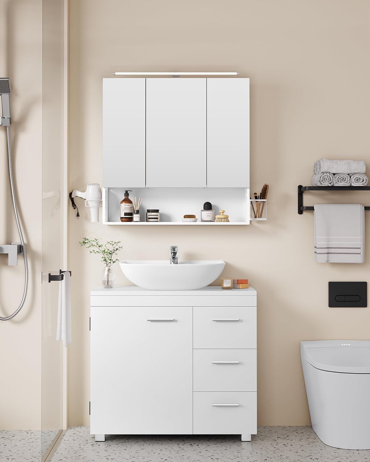 VASAGLE Móveis de lavatório baixo, armário de casa de banho, 3 gavetas, 2 compartimentos atrás da porta, adequado para lavatórios com pedestal, com pés, 30 x 70 x 64 cm, branca nuvem BBK504W01