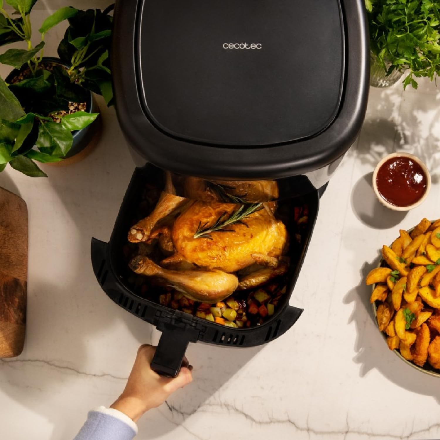 Cecotec Freidora de Aire sin Aceite de 6 L Air Fryer con Accesorios Cecofry Bombastik 6000 Full. 1700 W, Tecnología PerfectCook, Temperatura y Tiempo Regulables, Control Táctil, 12 Modos
