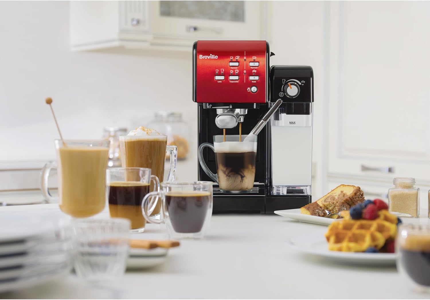 Breville Prima Latte II Espresso | Cafeteira para latte e cappuccino | Bomba profissional de 15 bares e espumador | Vermelho [VCF109X]