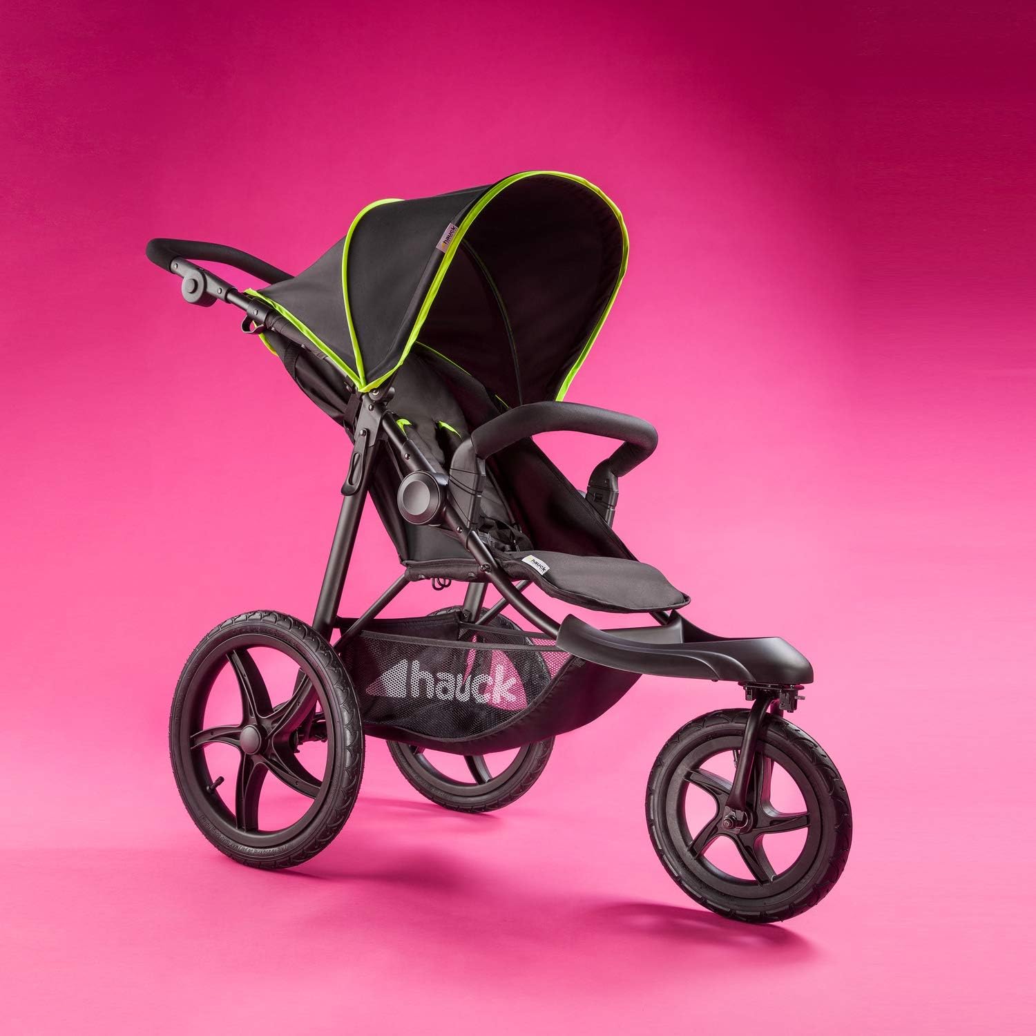 hauck Runner Carrinho de bebé desde o nascimento - cadeira de passeio leve até 22 quilos - carrinho 3 rodas pneumáticas - dobrável compacto - suspensão - preto/néon