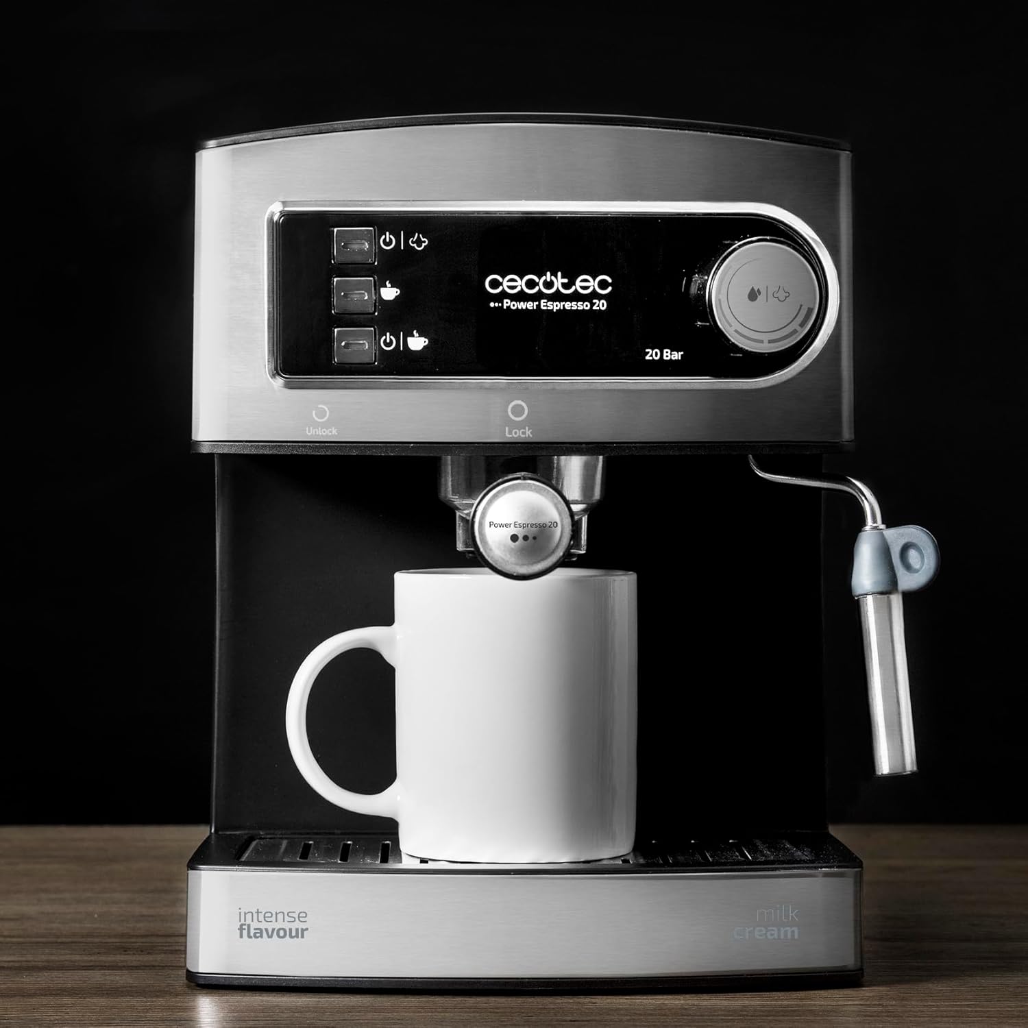Cecotec Cafeteira Express manual Power Espresso 20 Essential. 850W, 20 bares, vaporizador orientável, braço de saída dupla, depósito de água 1,5 l, superfície de aquecimento, limpeza fácil