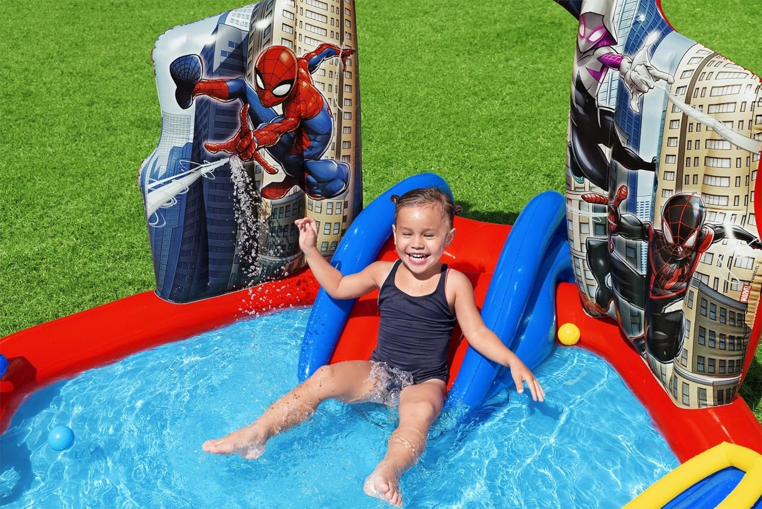 BESTWAY Centro de jogos insuflável 211 x 206 x 127 cm, design de Homem-Aranha multicolorido