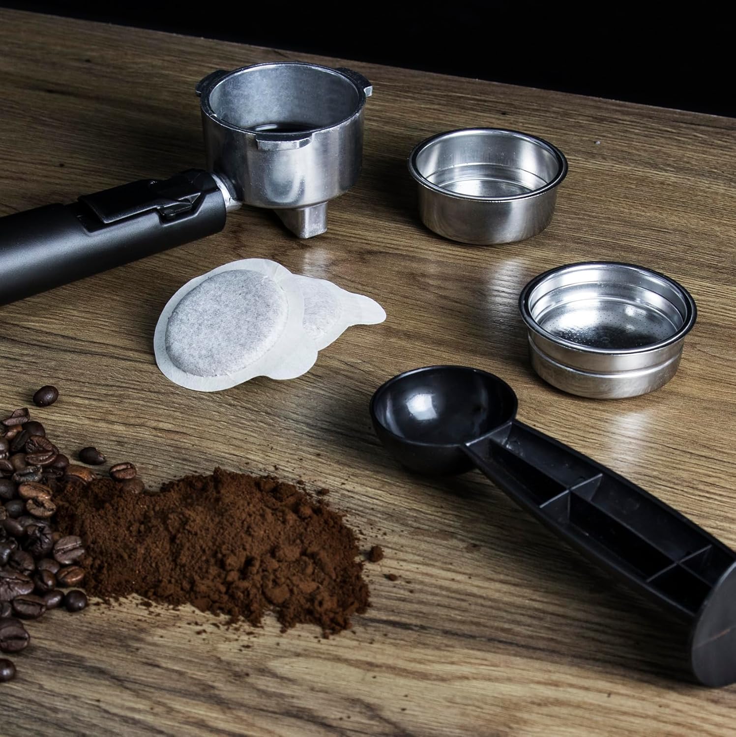 Cecotec Cafeteira Express manual Power Espresso 20 Essential. 850W, 20 bares, vaporizador orientável, braço de saída dupla, depósito de água 1,5 l, superfície de aquecimento, limpeza fácil