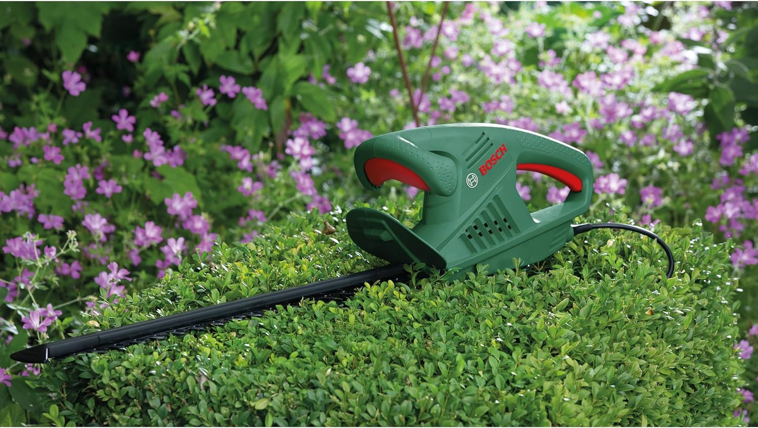 Bosch Tesoura corta-sebes elétrica EasyHedgeCut 45 (420 W, comprimento da lâmina de 45 cm, embalagem em caixa)