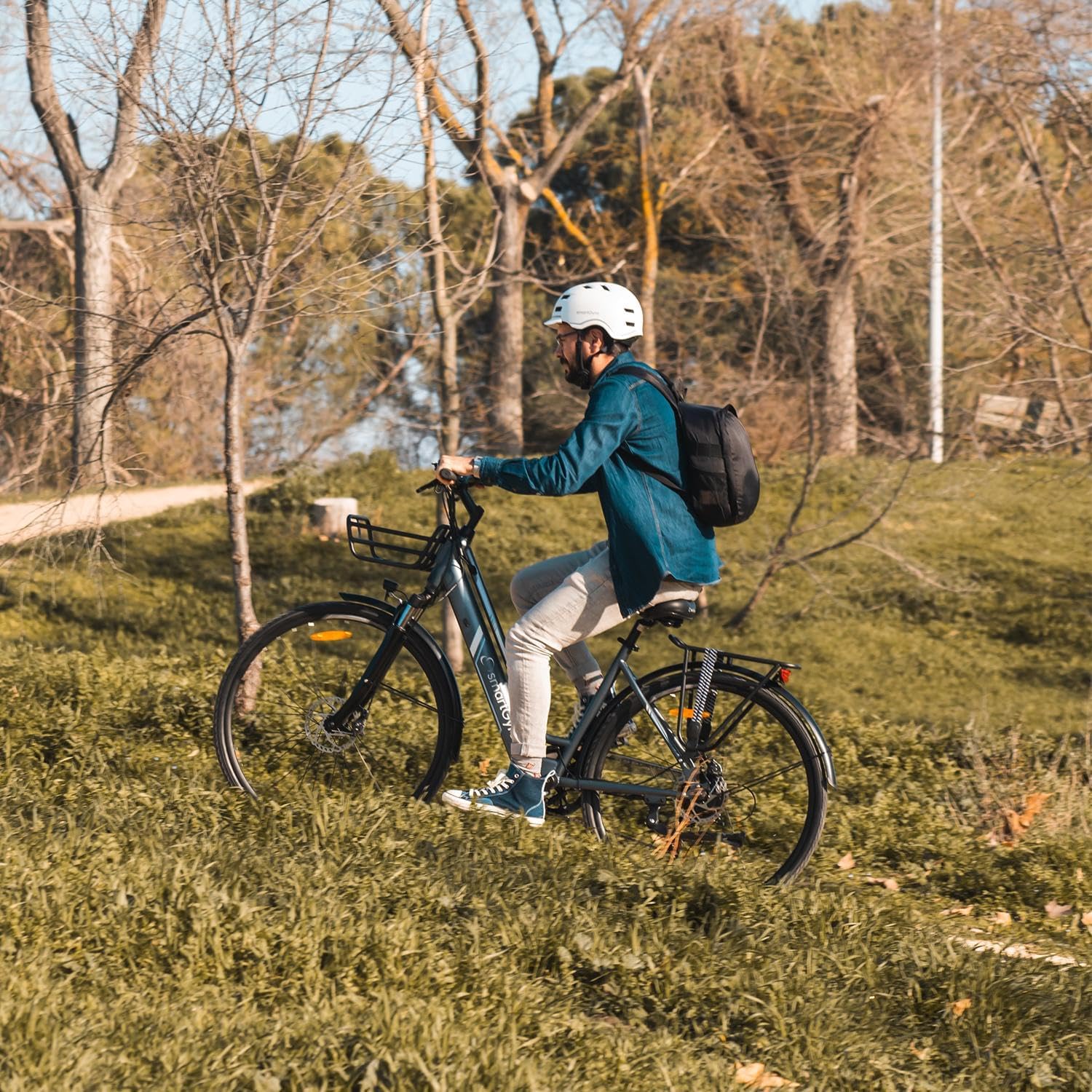 SMARTGYRO eBike Sunset Titanium Bicicleta elétrica urbana, travões de disco, 6 velocidades Shimano, rodas de 27,5 polegadas, bateria de lítio 36 V de 10 Ah, motor sem fios de 250 W, autonomia até 60
