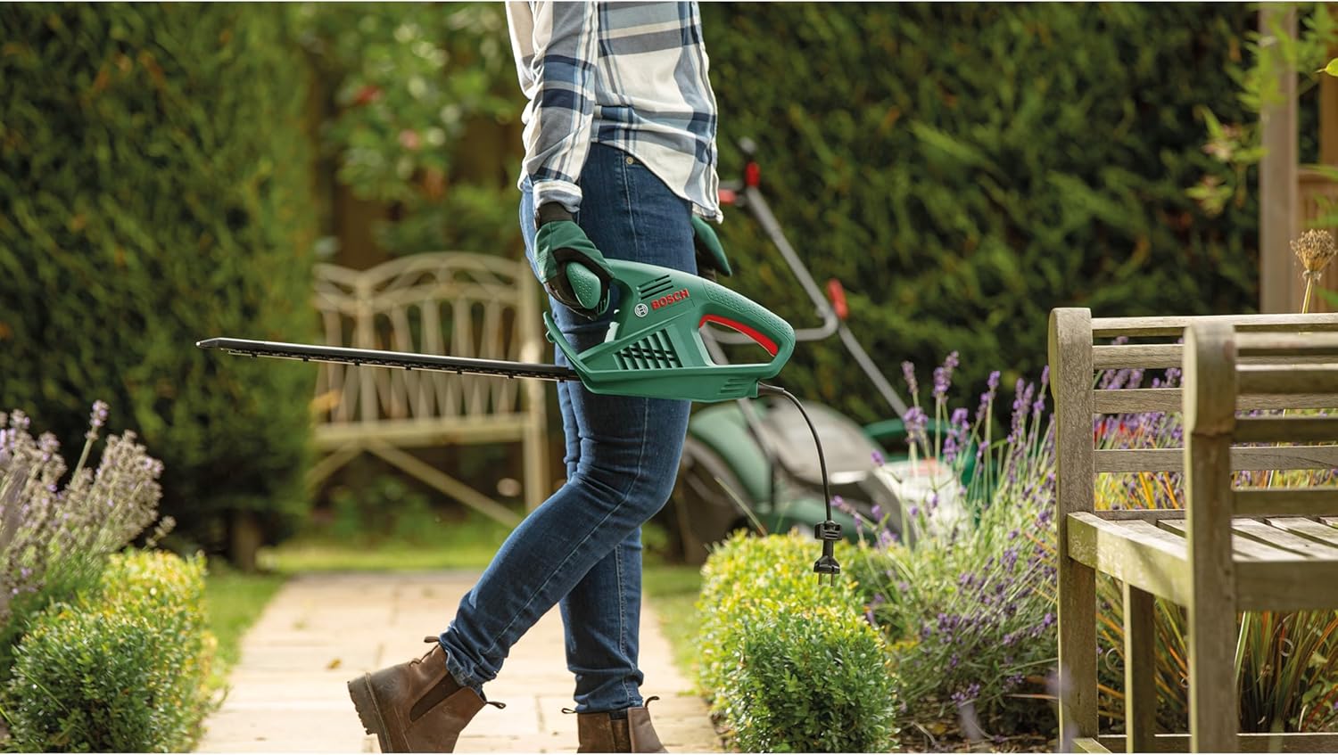 Bosch Tesoura corta-sebes elétrica EasyHedgeCut 45 (420 W, comprimento da lâmina de 45 cm, embalagem em caixa)