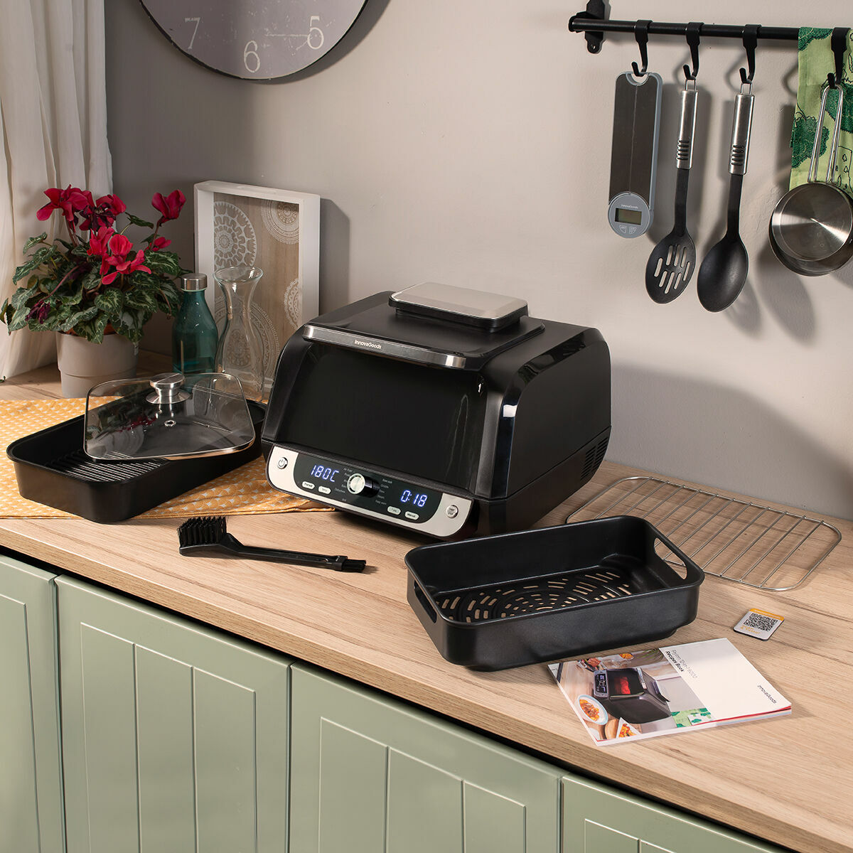 Fritadeira de Ar com Grill, Acessórios e Livro de Receitas InnovaGoods Fryinn 12-in-1 6000 Preto Aço 3400 W 6 L