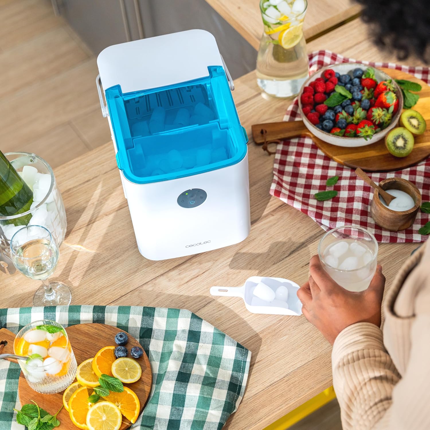 Cecotec Máquina de fazer gelo com janela, Ice Maker, Chillin' Ice 1200 Go 120 W, capacidade de produção diária de 12 kg, gelo em 6-8 minutos, 2 tamanhos de cubos, controlo simples