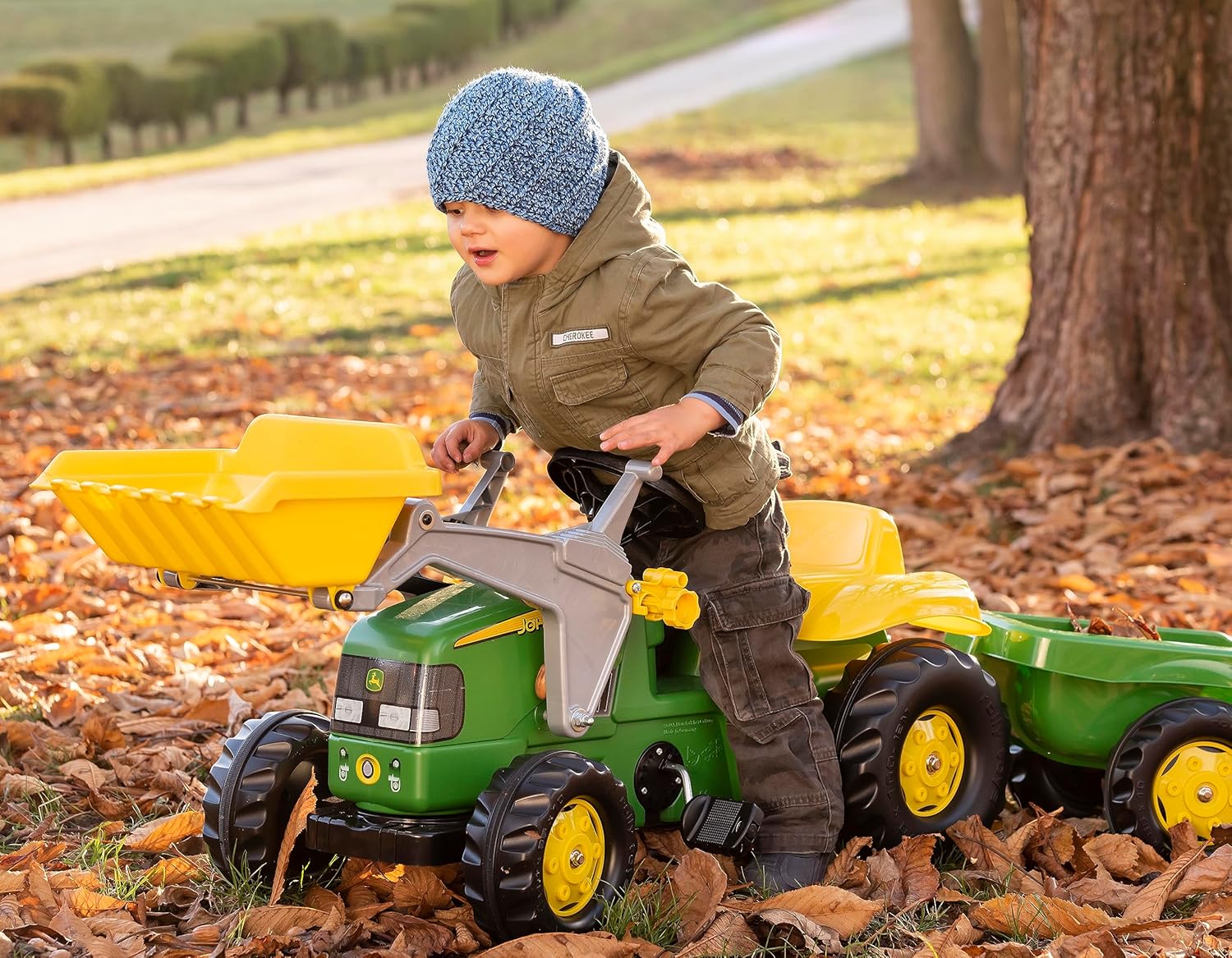 Rolly Toys 012190 - rollyKid John Deere (com reboque, direção da alavanca giratória, idade 2,5 - 5 anos, engate traseiro), verde