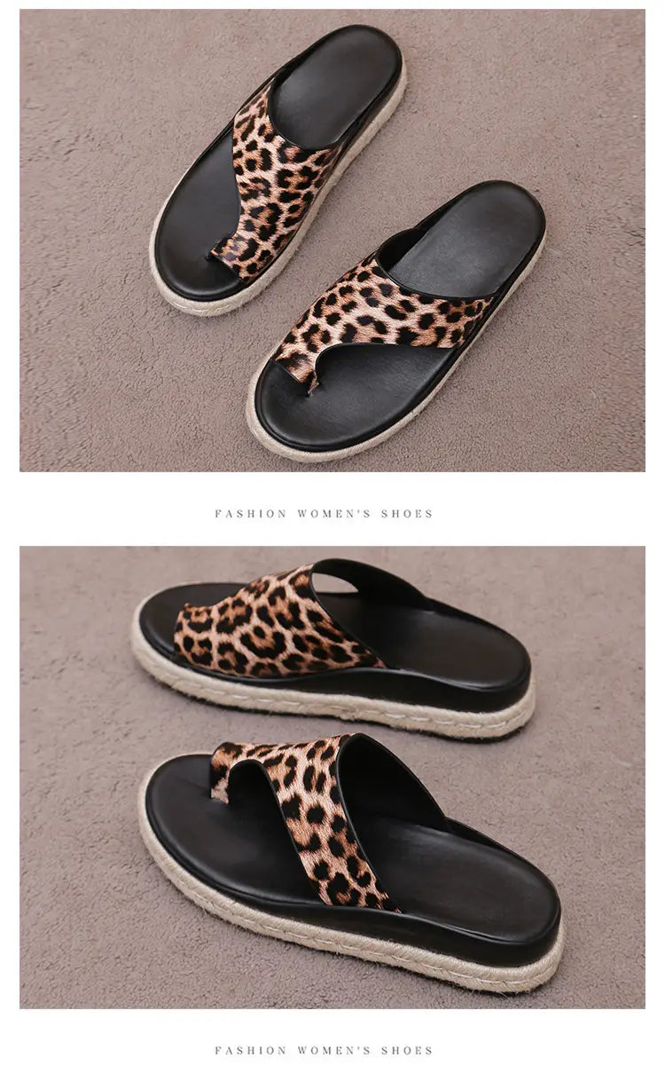 Sandálias de senhora de sola grossa com padrão leopardo