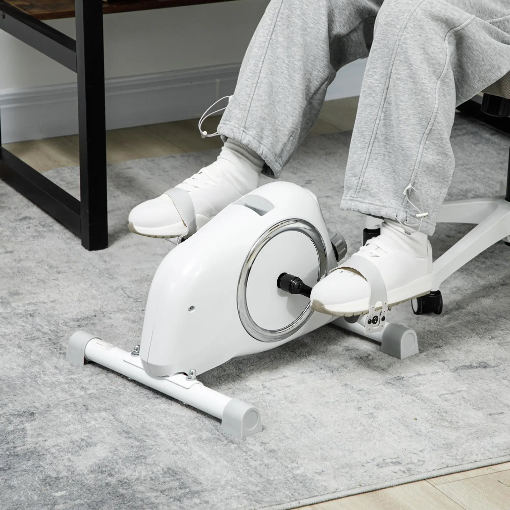 Mini Bicicleta Estática com Resistência Magnética de 8 Níveis Ecrã LCD e Pedais Antiderrapantes para Exercitar Braços e Pernas 48x43x31 cm Branco