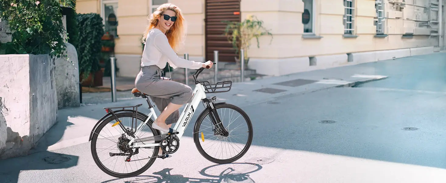 Bicicleta elétrica para mulheres adultas VARUN VARC7008, motor de 250 W, bicicleta elétrica urbana, bateria de 36 V e 10 AH, pneu de 27,5 polegadas, bicicleta elétrica para deslocações diárias
