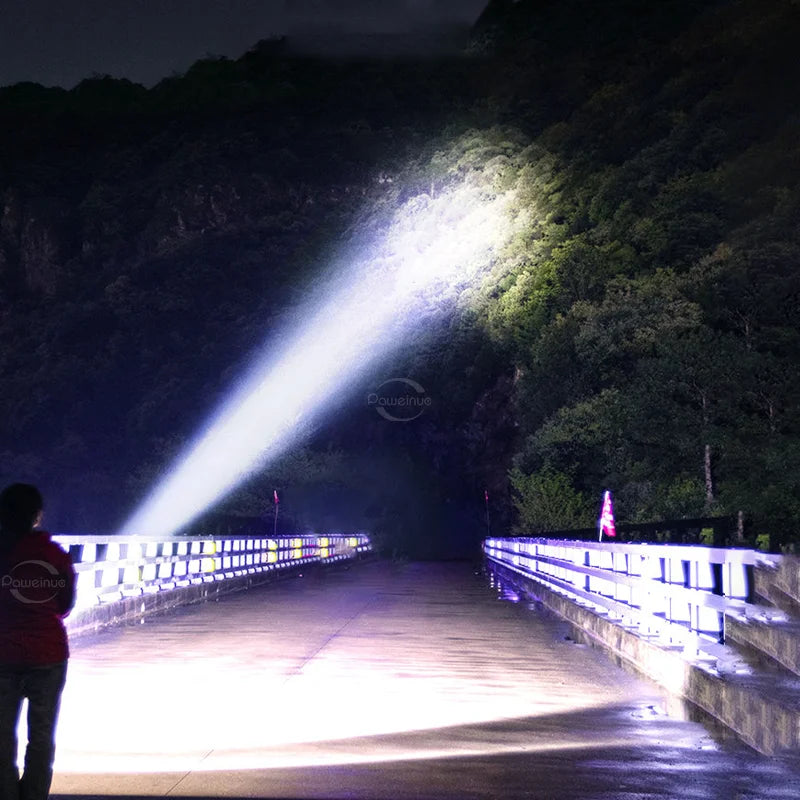 Farol LED ultra potente 350000000 Super brilhante 4000M Lanterna de cabeça recarregável Farol de caça e pesca 18650