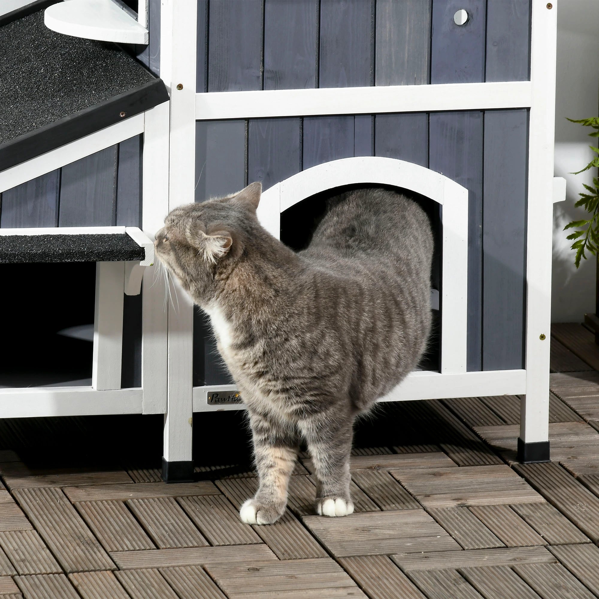 Casa para Gatos de Madeira com Suporte para Flores de 2 Níveis e Teto Asfáltico 96x65x85,5 cm Cinza