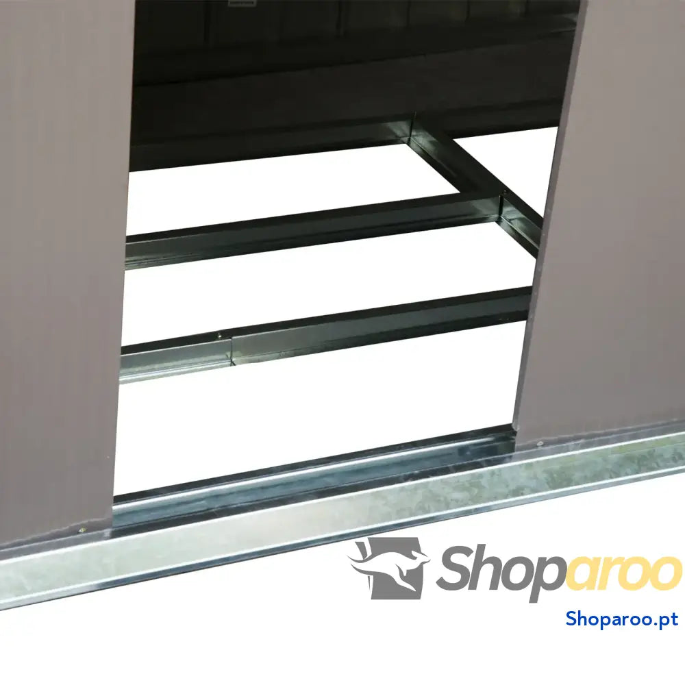 Abrigo de Jardim 213x130x185cm Metálico Exterior com 2 Portas Deslizantes e 4 Janelas Cinza Claro