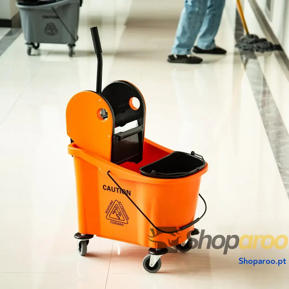 Balde para esfregona comercial com espremedor 36L laranja