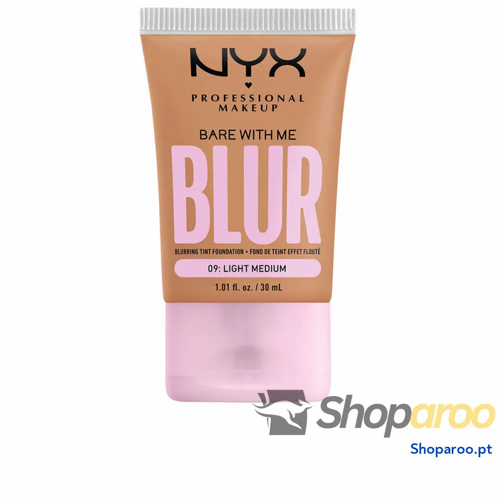 Base de Maquilhagem Fluida NYX Bare With Me Blur Nº 09-light medium 30 ml