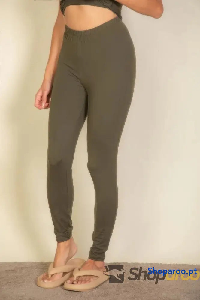 Leggings básicas sólidas para conforto no dia a e passeios