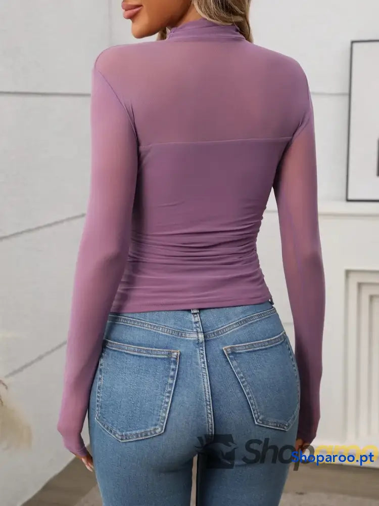 Blusa de gola falsa e manga comprida