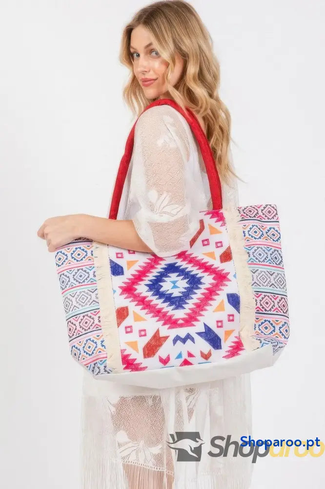 Tote bag com franjas e estampado boho