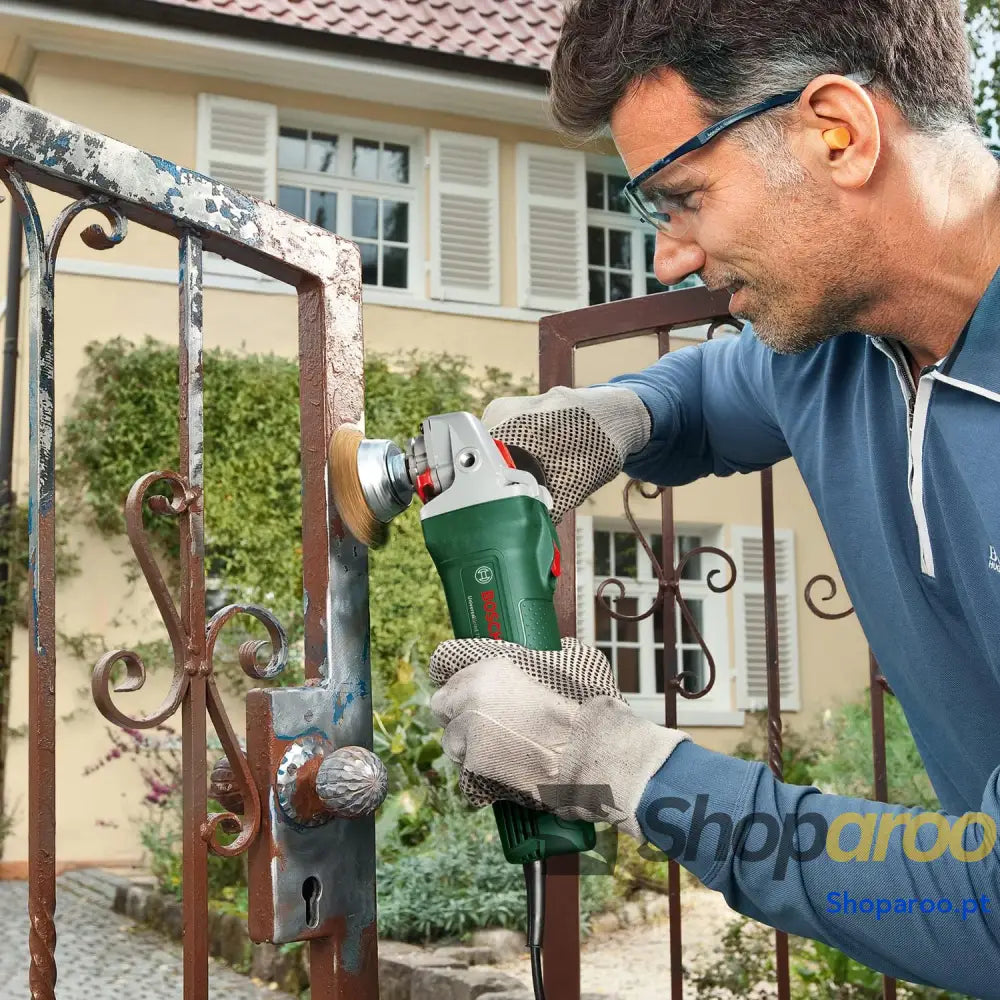 Bosch Moedor pequeno UniversalGrind 750 125 W com 2 discos de corte reto e 1 disco molagem para molar cortar escovar