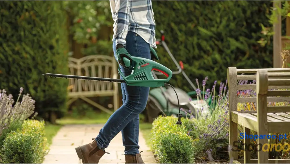 Bosch Tesoura corta sebes elétrica EasyHedgeCut 45 (420 W comprimento da lâmina de cm embalagem em caixa)