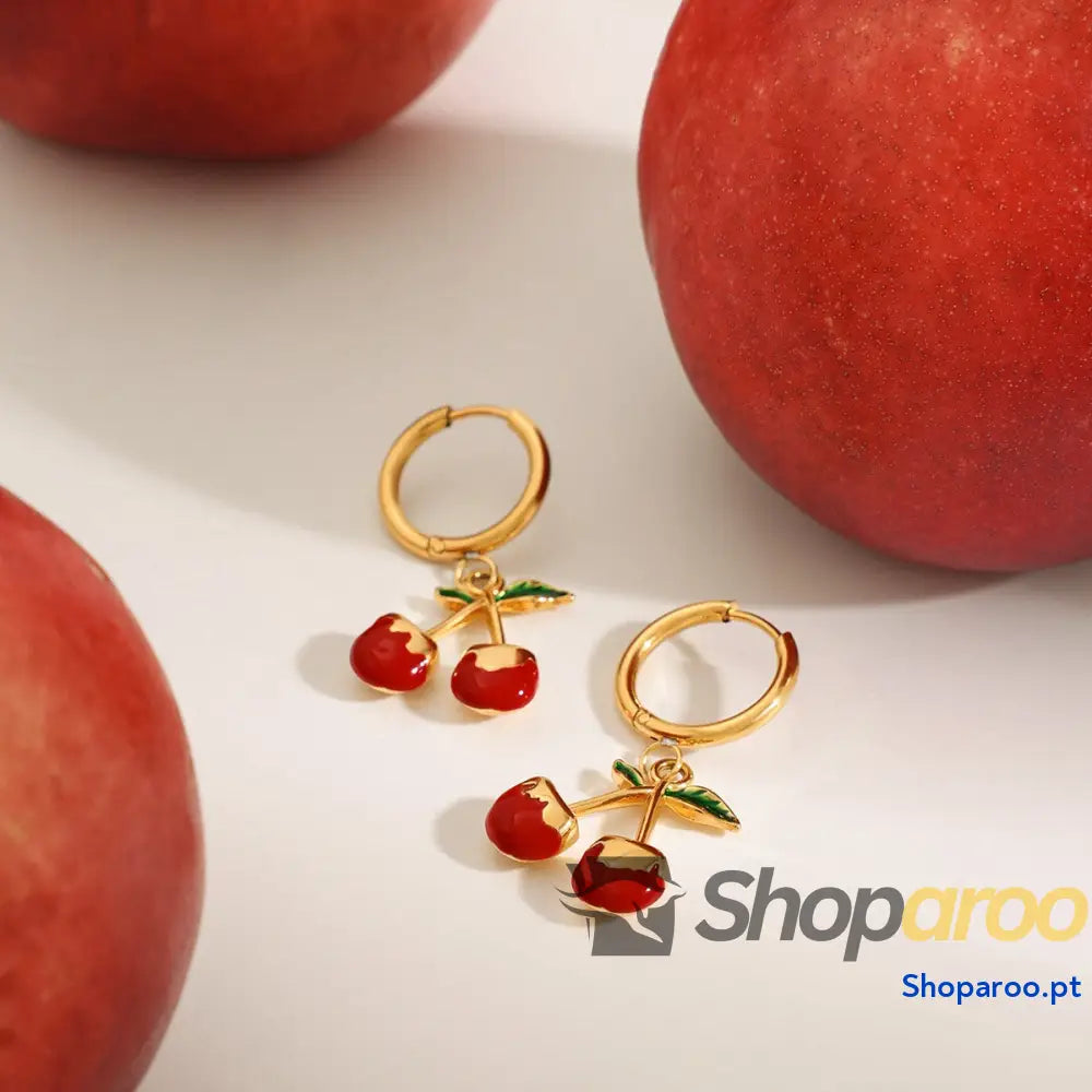 Brincos de Cereja em Ouro 18K banhados Design Moderno e Exclusivo