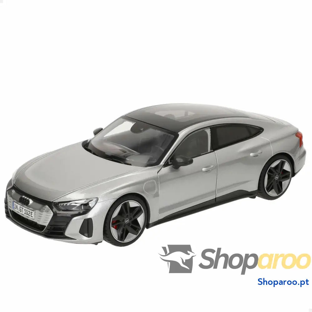 Carro Bburago GT Audi RS E TRON 2022 1:18