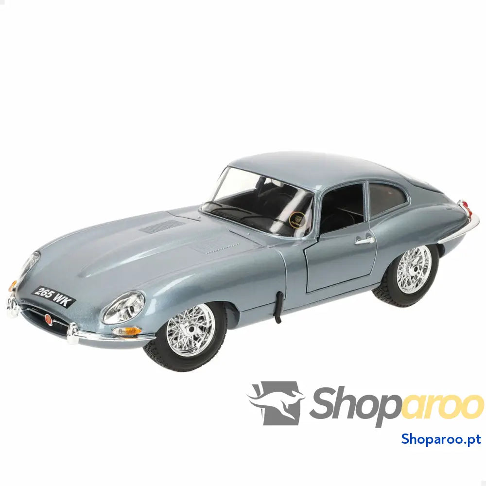Carro Bburago GT Jaguar ’E’ Coupe (1961) 1:18