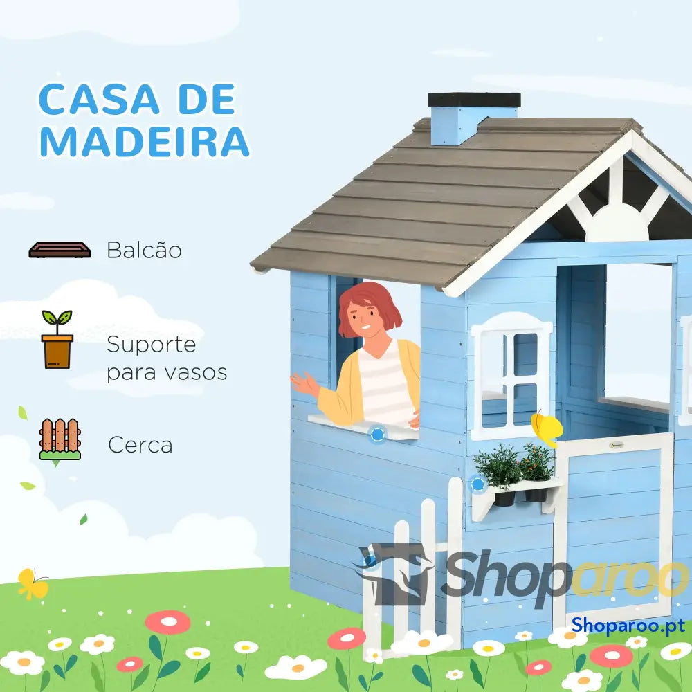 Casa de madeira para crianças azul com porta e janelas exterior