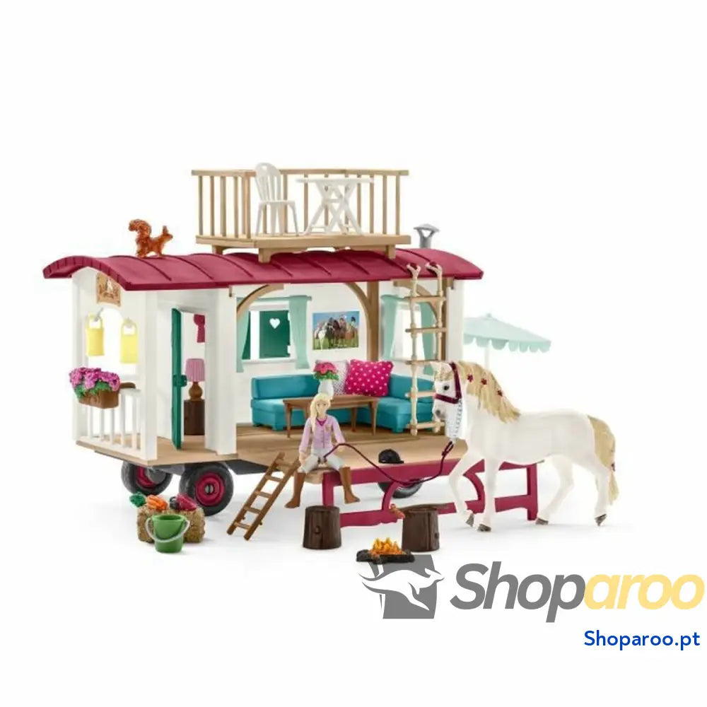 Casa de Miniatura Schleich Caravan for secret club meetings