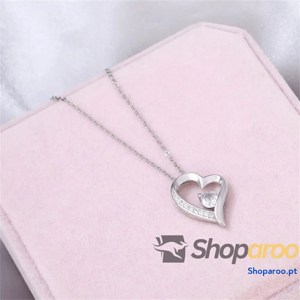 Colar com caixa de oferta em forma coração recortado e zircónias incrustadas para querida mãe