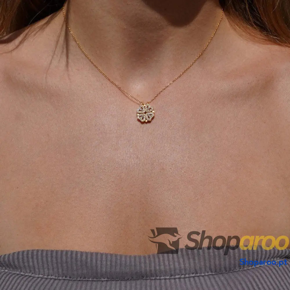 Colar Coração Trevo de Quatro Folhas com Zircónias em Aço Titânio Ouro 18K