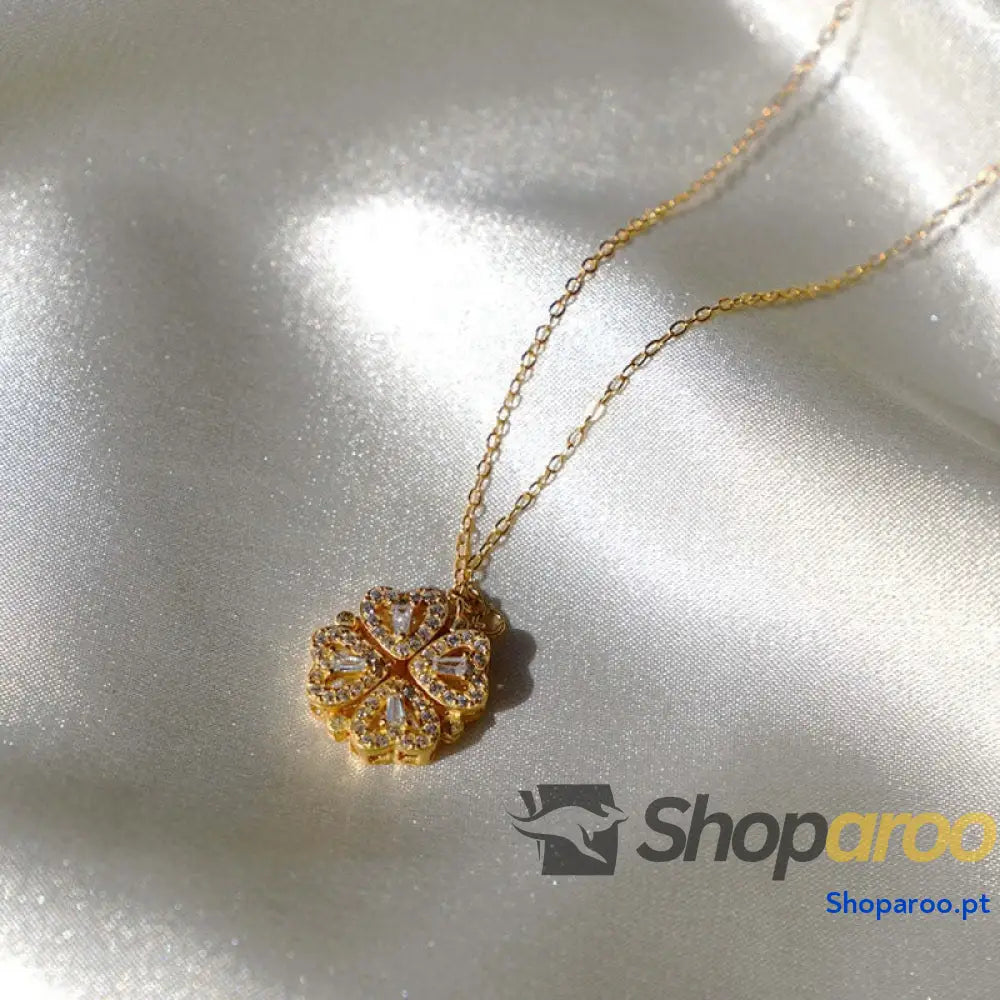 Colar Coração Trevo de Quatro Folhas com Zircónias em Aço Titânio Ouro 18K