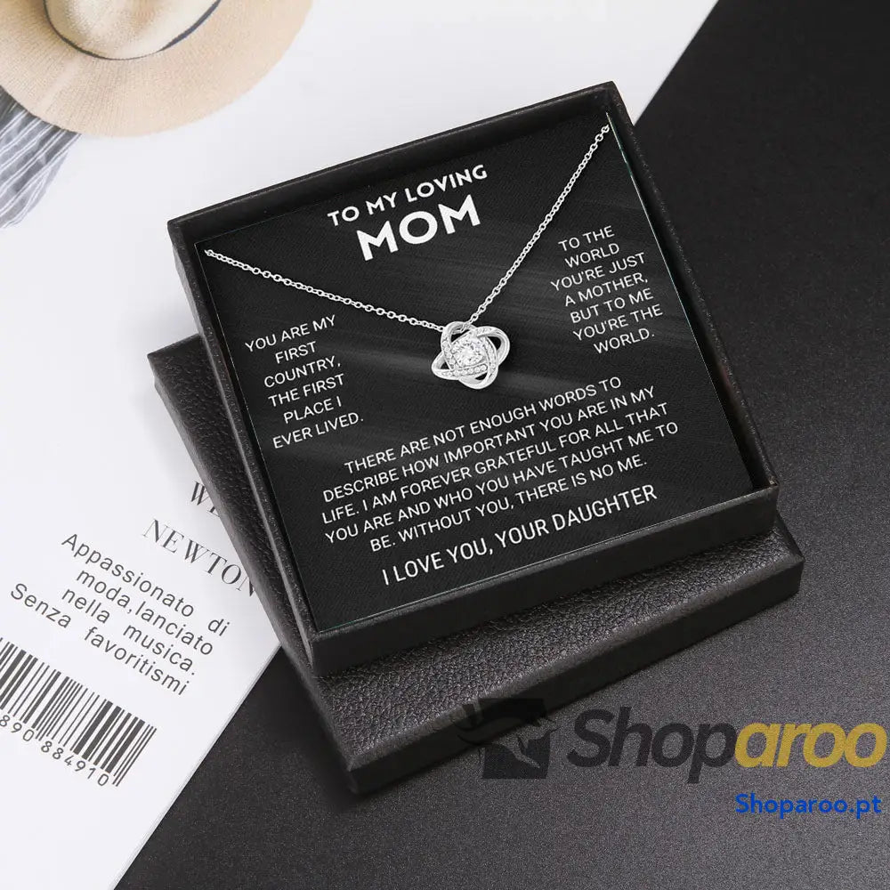 Colar de Trevo Quatro Folhas com Diamantes em Caixa Presente para Mãe