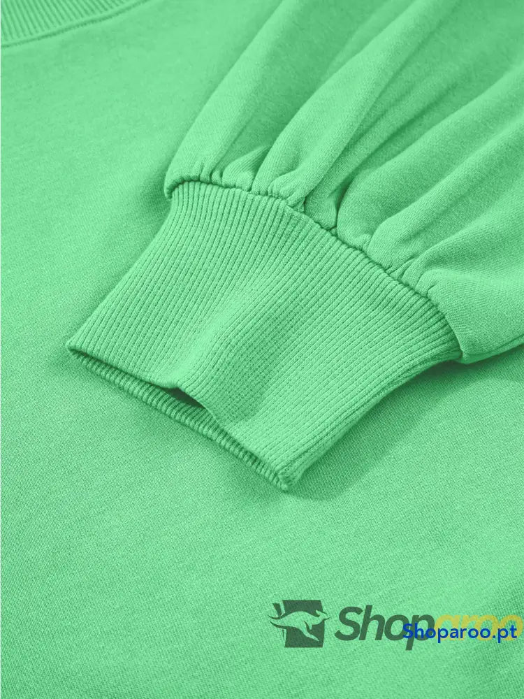 Conjunto de blusa curta com manga abalonada e ombro descaído calças largas cordão