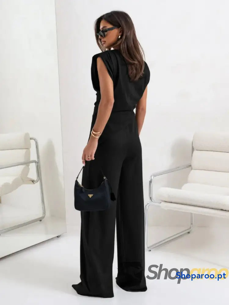 Conjunto de blusa franzida com racha e calças perna larga