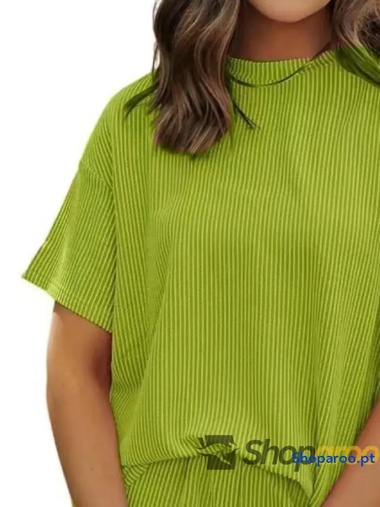 Conjunto de duas peças blusa e calções manga curta canelados tamanho grande plus size