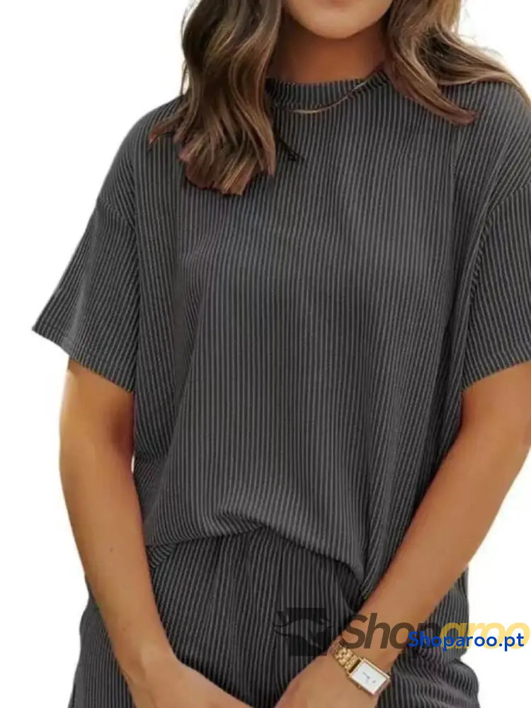 Conjunto de duas peças blusa e calções manga curta canelados tamanho grande plus size