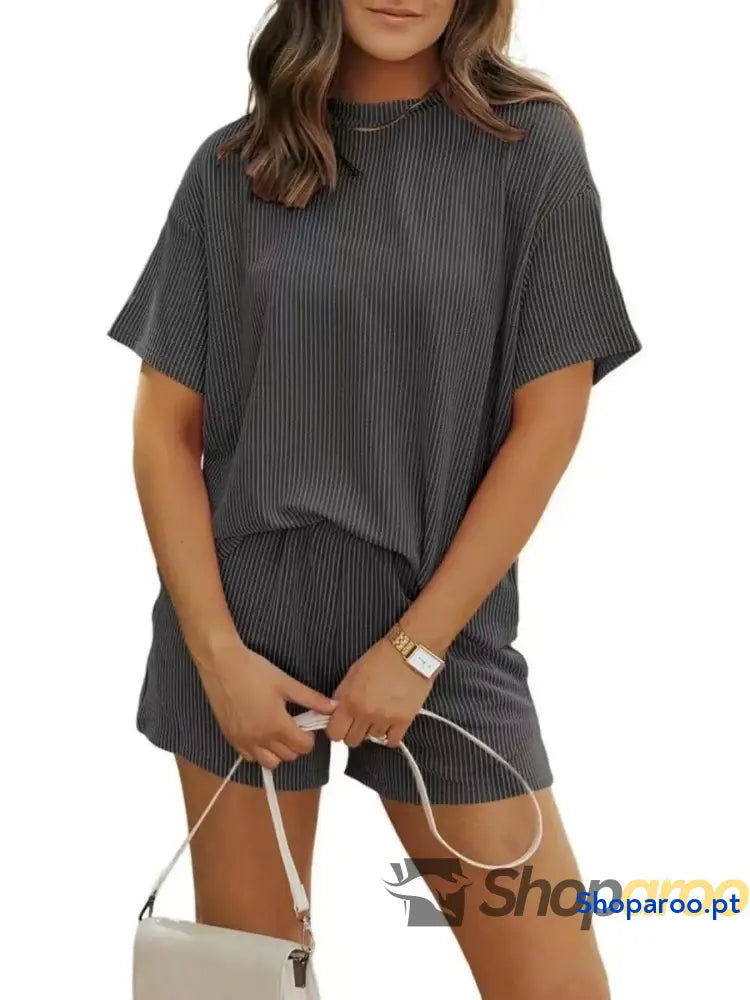 Conjunto de duas peças blusa e calções manga curta canelados tamanho grande plus size