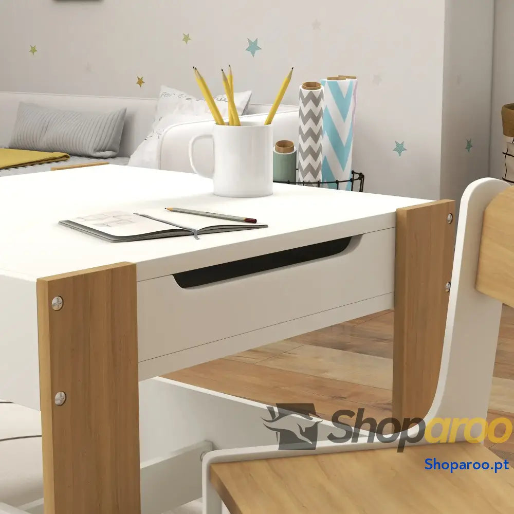 Conjunto de Mesa e Cadeiras Infantis com Ardósia Arrumação Cinza